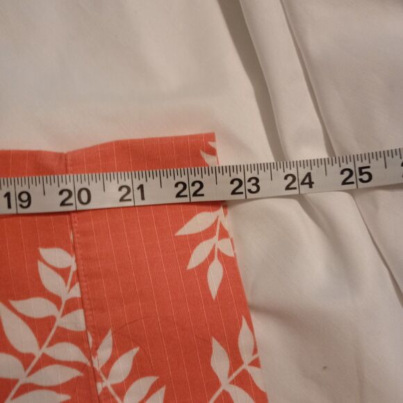 IZOD Women's Coral Pink Floral Capris. Sz. 20 Front Back Pockets. Plussize - Picture 6 of 7